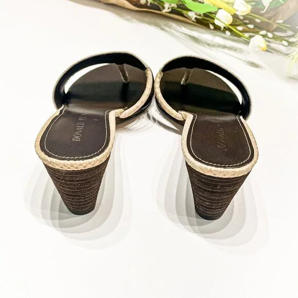 Donald Pliner VIIM Neutral Taupe (Praline) Snake Skin Sandals, NWOT, Size: 7M - Picture 3 of 9